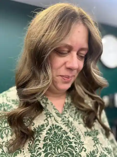 Beth's wavy hair
